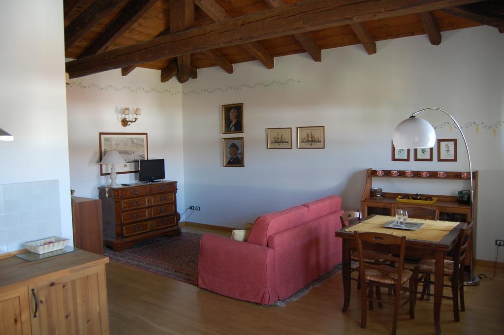 Agriturismo Borgovecchio Villa Romans d'Isonzo Kamer foto